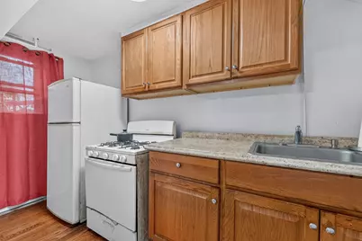 19 Linden Ct, Jersey City, NJ 07305 - Photo 7