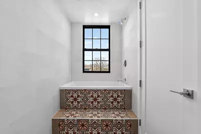 31 Bayview Ave #2, Jersey City, NJ 07305 - Photo 13