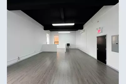 400 38th St #402, Union City, NJ 07087 - Photo 9