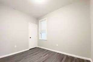 48 Dwight St, Jersey City, NJ 07305 - Photo 11