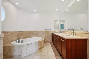 8100 River Rd, North Bergen, NJ 07047 - Photo 25
