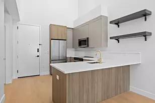 35 Orchard St, Jersey City, NJ 07306 - Photo 7