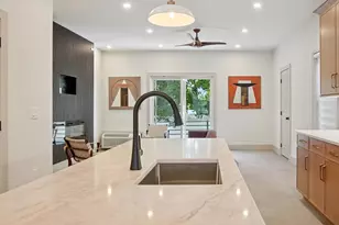 121A Clinton Ave, Jersey City, NJ 07304 - Photo 5