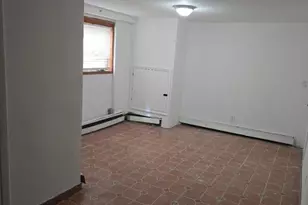 126 Seaview Ave, Jersey City, NJ 07305 - Photo 9