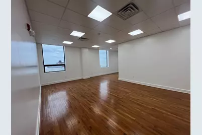 407 39th St #501, Union City, NJ 07072 - Photo 3