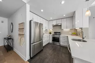 1 Shore Ln, Jersey City, NJ 07310 - Photo 7