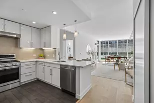 1 Shore Ln, Jersey City, NJ 07310 - Photo 9