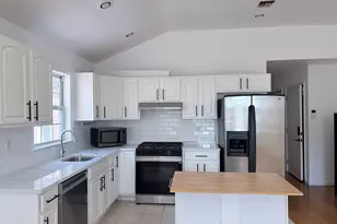 90 Leonard St, Jersey City, NJ 07307 - Photo 3