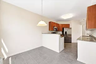 15 Freedom Way, Jersey City, NJ 07305 - Photo 9