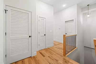 424 Woodlawn Ave #2, Jersey City, NJ 07305 - Photo 5