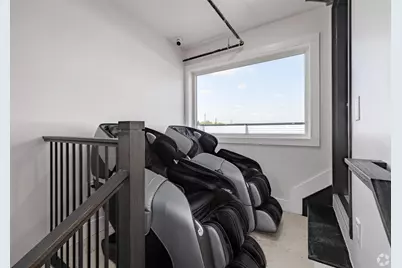 40 Lembeck Ave #306, Jersey City, NJ 07305 - Photo 7
