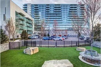 320 Adolphus Ave #613, Cliffside Park, NJ 07010 - Photo 27