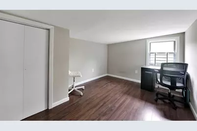 20 Gardner Ave #2, Jersey City, NJ 07304 - Photo 9