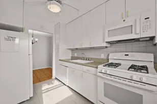 26 Briarwood Rd, Jersey City, NJ 07305 - Photo 7