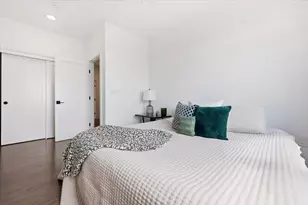 974 Summit Ave, Jersey City, NJ 07307 - Photo 17