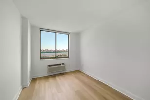99 Gorge Rd, Edgewater, NJ 07020 - Photo 13