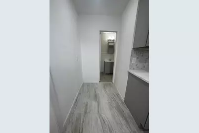 190 Clinton Ave #2, Jersey City, NJ 07306 - Photo 9