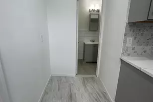 190 Clinton Ave, Jersey City, NJ 07306 - Photo 9