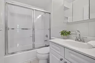 215 Grand St, Hoboken, NJ 07030 - Photo 21