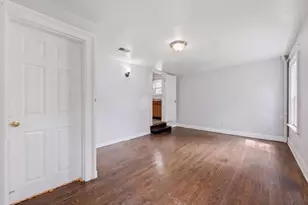 31 Lexington Ave, Jersey City, NJ 07304 - Photo 9