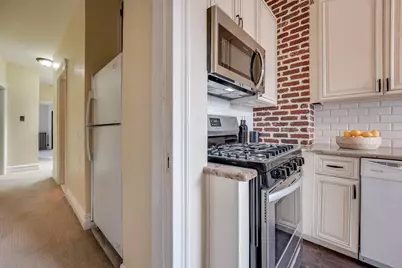 149 Beach St #201, Jersey City, NJ 07307 - Photo 5