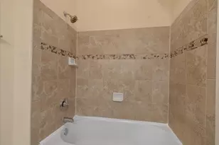 3 Greenwich Dr, Jersey City, NJ 07305 - Photo 27