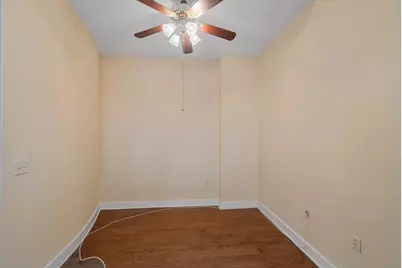 3 Greenwich Dr #85, Jersey City, NJ 07305 - Photo 23