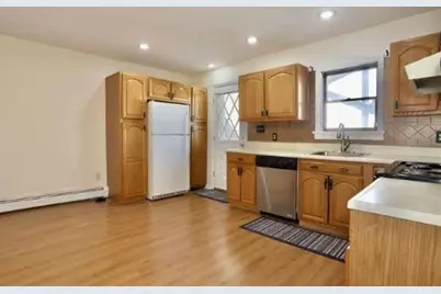 136 Essex St #3, Jersey City, NJ 07302 - Photo 5