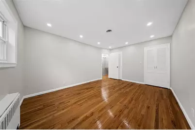 54 College St, Jersey City, NJ 07305 - Photo 9