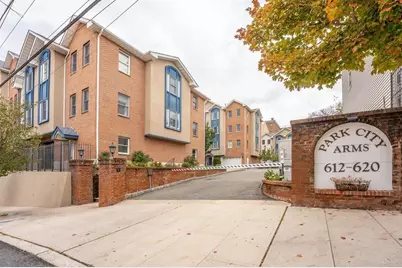 620 38th St #701, Union City, NJ 07087 - Photo 1