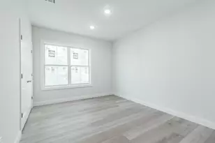 144 Bergen Ave, Jersey City, NJ 07305 - Photo 11