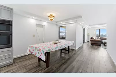 7855 Boulevard #17i, North Bergen, NJ 07047 - Photo 9