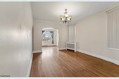 723 Kennedy Blvd, Bayonne, NJ 07002 - Photo 9