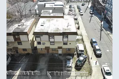 4 Gray St, Jersey City, NJ 07302 - Photo 1