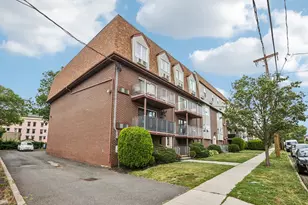 13 Zabriskie Ave, Bayonne, NJ 07002 - Photo 5
