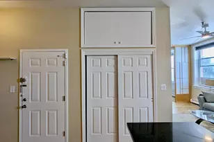 319 Barrow St, Jersey City, NJ 07302 - Photo 13