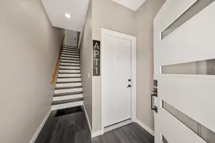 146 Congress St, Jersey City, NJ 07307 - Photo 3