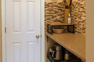 197 Blue Heron Dr, Secaucus, NJ 07094 - Photo 7