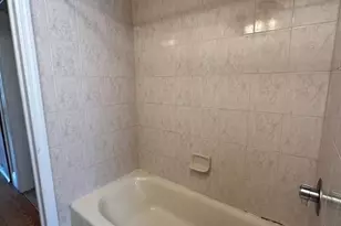 122 Jewett Ave, Jersey City, NJ 07304 - Photo 7