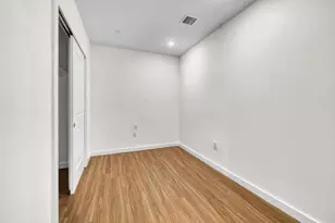 957 Broadway, Bayonne, NJ 07002 - Photo 15