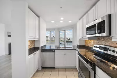 600 Harbor Blvd #955, Weehawken, NJ 07086 - Photo 9