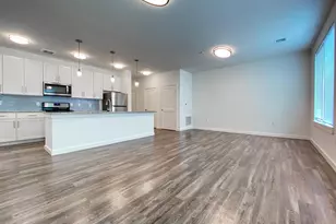 4 Orient Ave, Jersey City, NJ 07305 - Photo 3