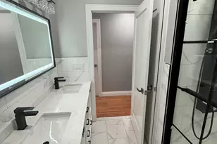 29 Wallis Ave, Jersey City, NJ 07306 - Photo 13