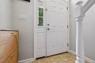 282 Roslyn Ct, West New York, NJ 07093 - Photo 5