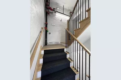 141 Christopher Columbus Dr #2, Jersey City, NJ 07302 - Photo 31