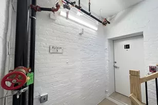 141 Christopher Columbus Dr, Jersey City, NJ 07302 - Photo 33