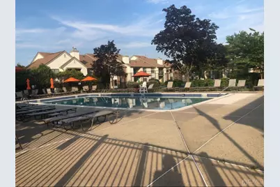 107 Sunshine Ct, Sayreville, NJ 08859 - Photo 11