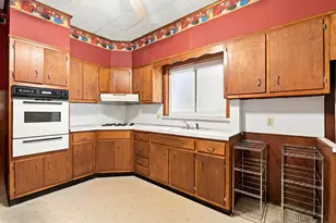 98 15th St, Bayonne, NJ 07002 - Photo 21