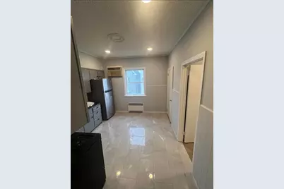31 West 52nd St #2, Bayonne, NJ 07002 - Photo 9