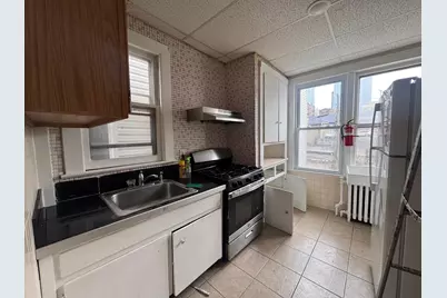 64 Corbin Ave #2, Jersey City, NJ 07306 - Photo 5
